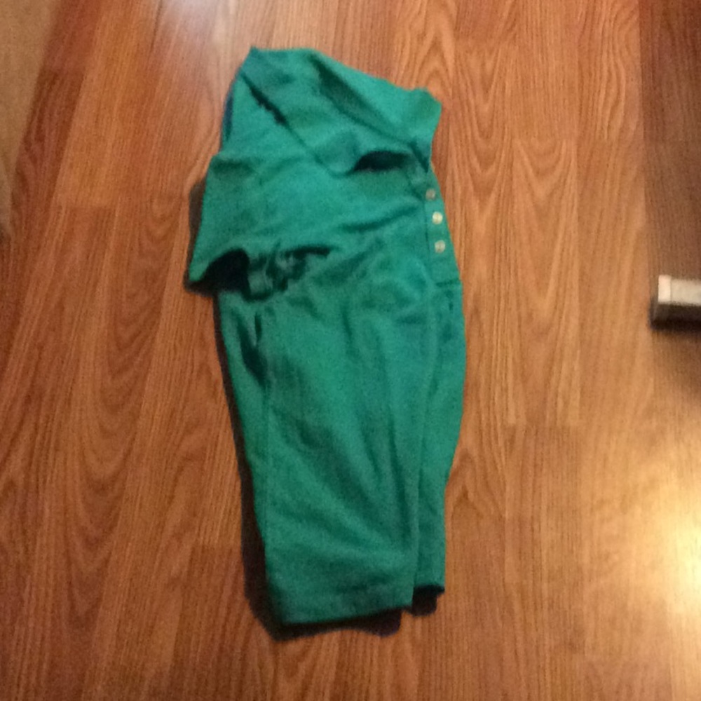 Aeropostale - Picture 6 of 8
